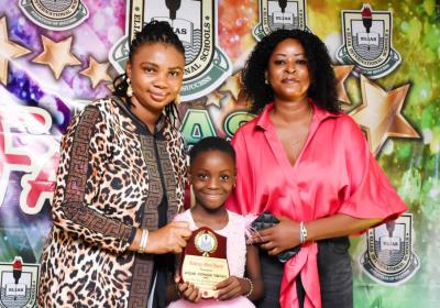Elias Award8